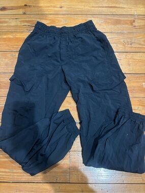 (667) TRACK PANTS BLACK